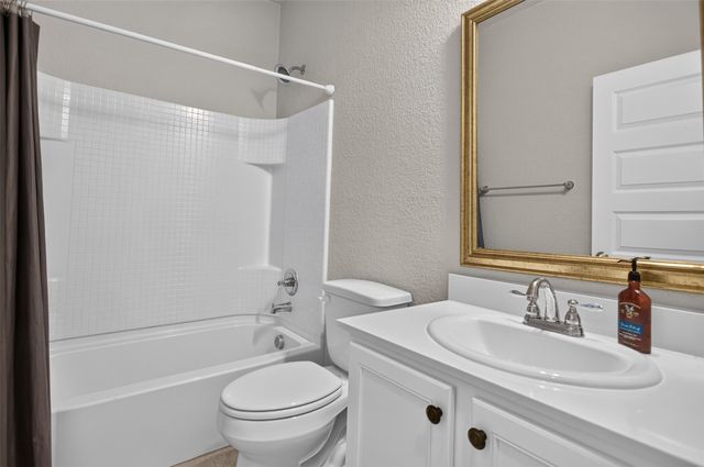 2143 Mossbrook Drive, Royse City, TX 75189