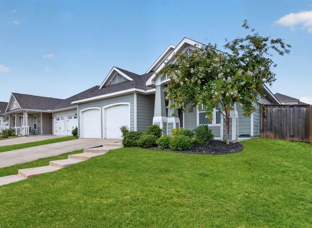 2143 Mossbrook Drive, Royse City, TX 75189
