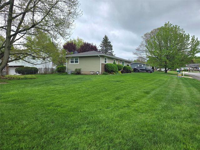 5333 WESTGATE Drive, Girard, PA 16417