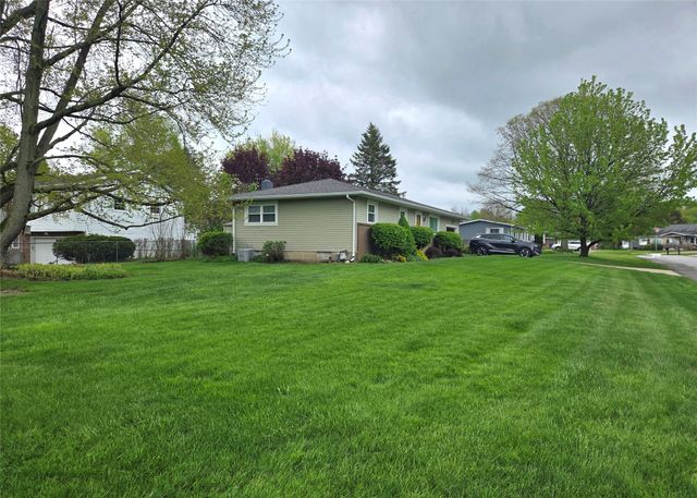 5333 WESTGATE Drive, Girard, PA 16417