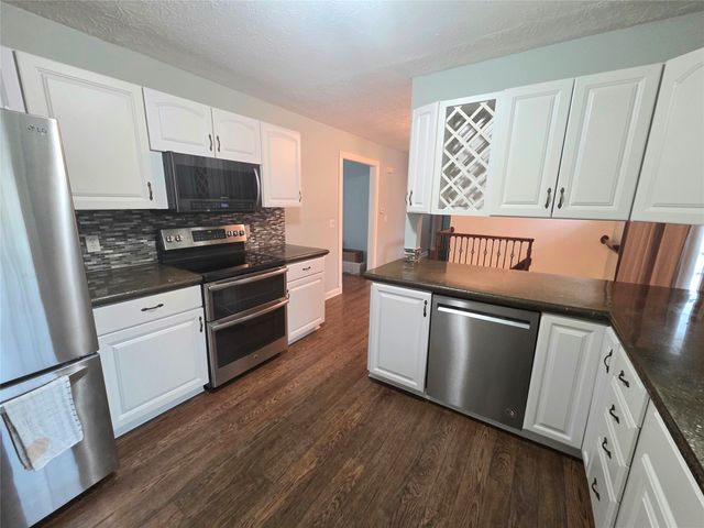 5333 WESTGATE Drive, Girard, PA 16417