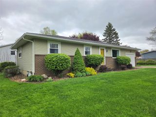 5333 WESTGATE Drive, Girard, PA 16417