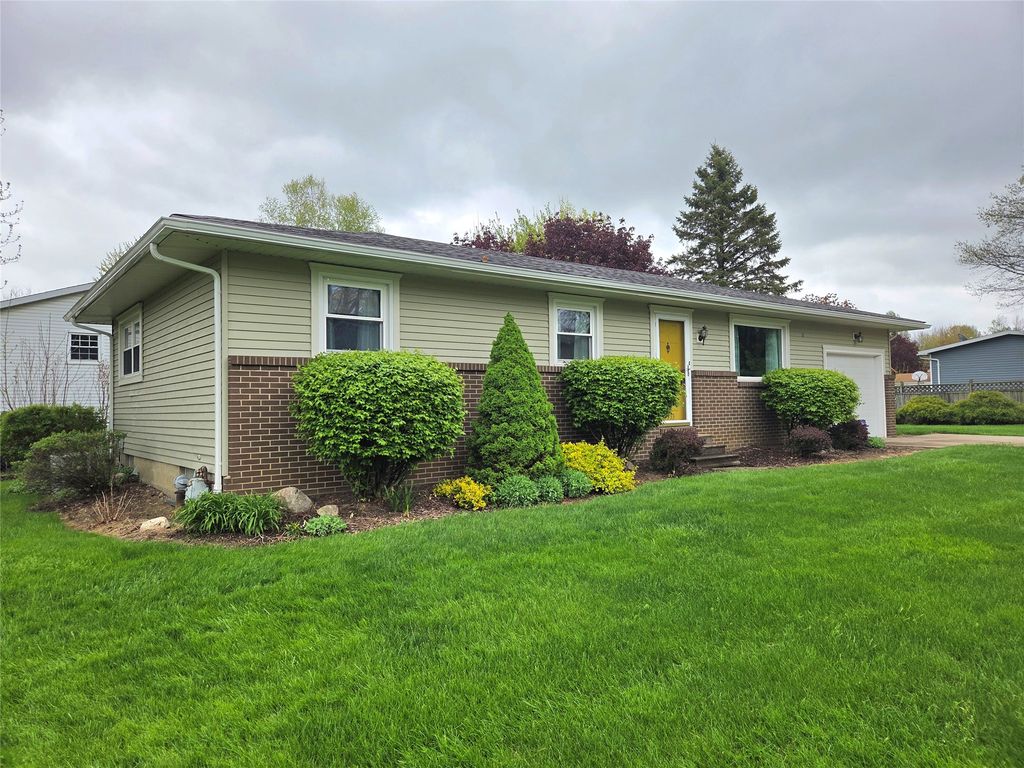 5333 WESTGATE Drive, Girard, PA 16417