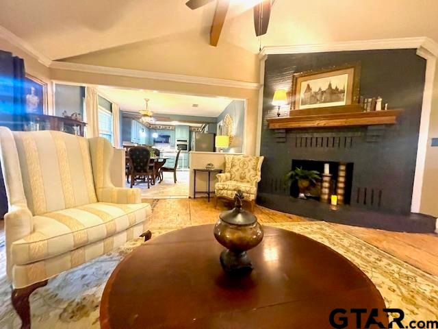 108 Glenhaven, Palestine, TX 75801