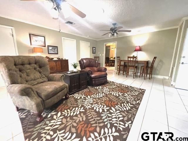 108 Glenhaven, Palestine, TX 75801