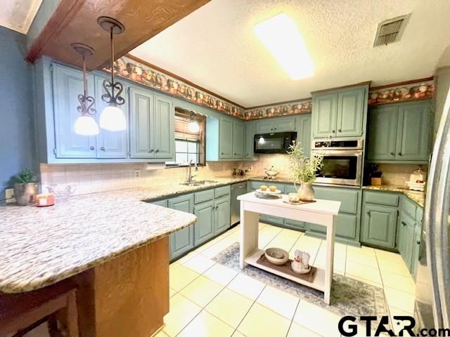 108 Glenhaven, Palestine, TX 75801