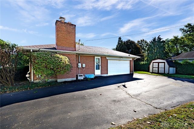 160 Ashford Drive, Washington Twp, OH 45459