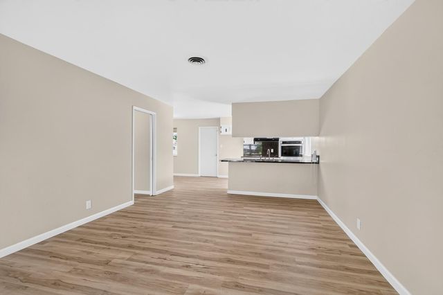 2552 Tamarisk, Stockton, CA 95207
