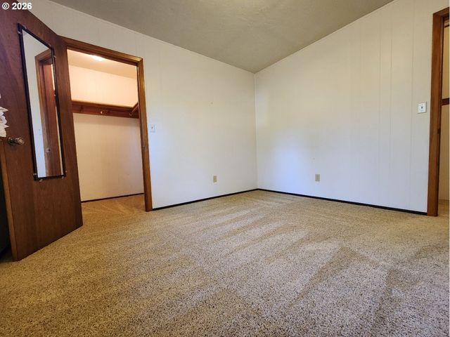 205 18TH St, Port Orford, OR 97465