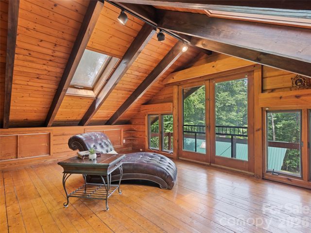 770 Shelton Cove Road, Waynesville, NC 28785