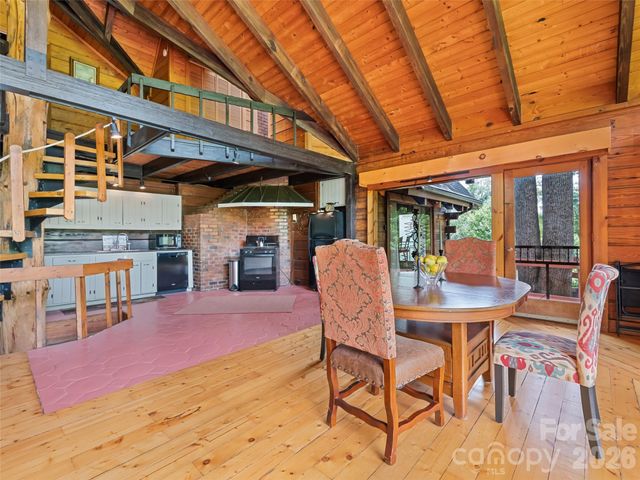 770 Shelton Cove Road, Waynesville, NC 28785