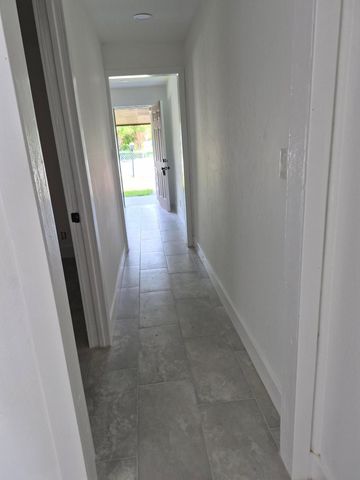 313 SW 1st Terrace, Deerfield Beach, FL 33441