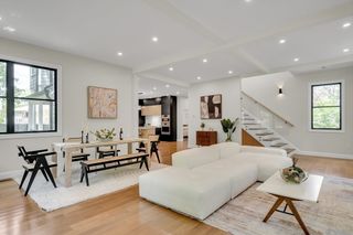 16 Summit St 16-R, Newton, MA 02458