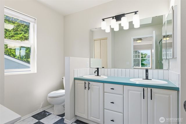 3419 Lynn Ct. NE, Lacey, WA 98516