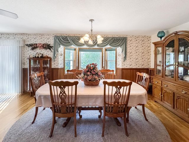 10800 Round Valley Rd, Grass Valley, CA 95949