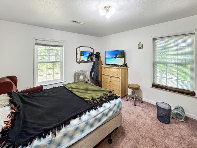 10800 Round Valley Rd, Grass Valley, CA 95949