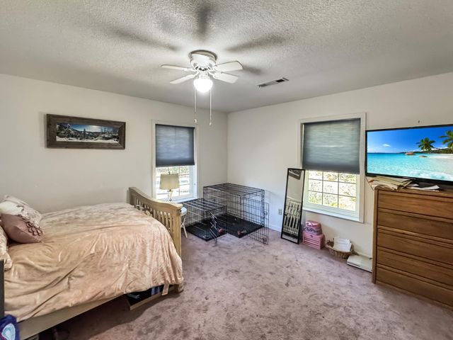 10800 Round Valley Rd, Grass Valley, CA 95949