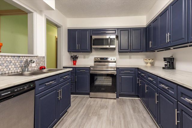 7659 STONEYCREEK CV, Southaven, MS 38671