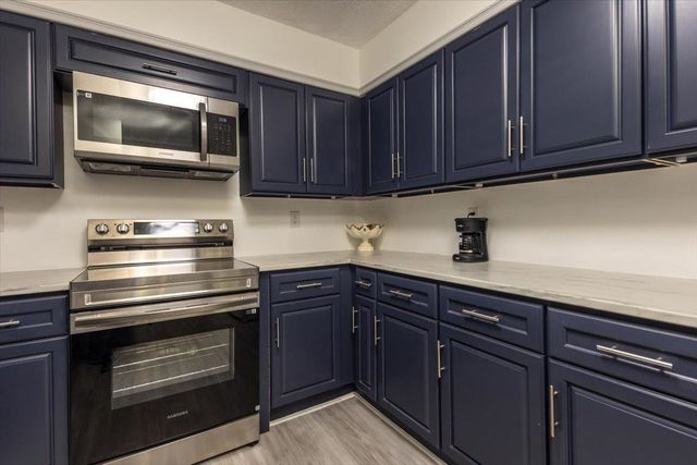 7659 STONEYCREEK CV, Southaven, MS 38671