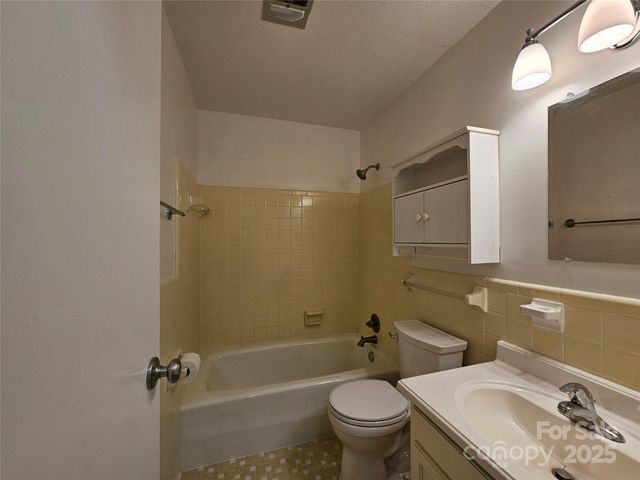 3025 Downing Street, Shelby, NC 28152