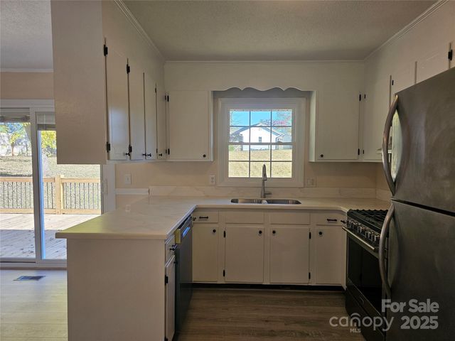 3025 Downing Street, Shelby, NC 28152