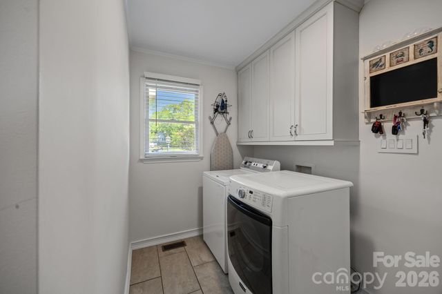 3030 Lydia Lane, Newton, NC 28658