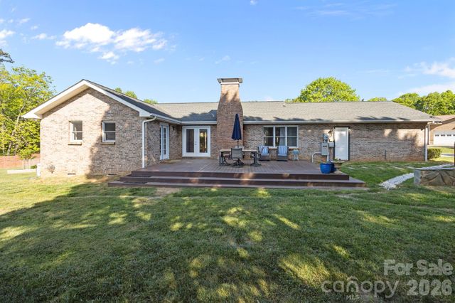 3030 Lydia Lane, Newton, NC 28658