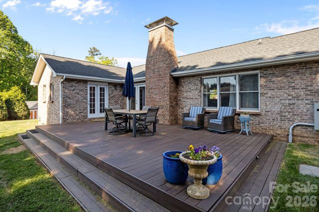3030 Lydia Lane, Newton, NC 28658
