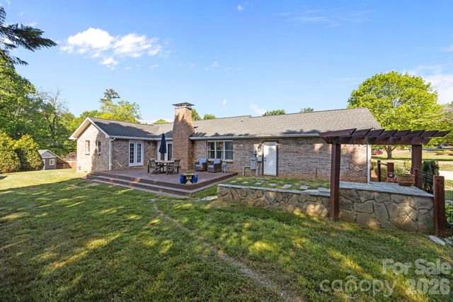 3030 Lydia Lane, Newton, NC 28658