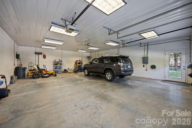 3030 Lydia Lane, Newton, NC 28658