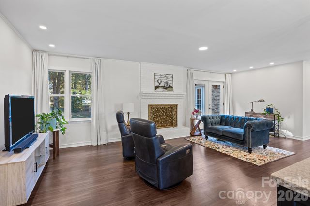 3030 Lydia Lane, Newton, NC 28658