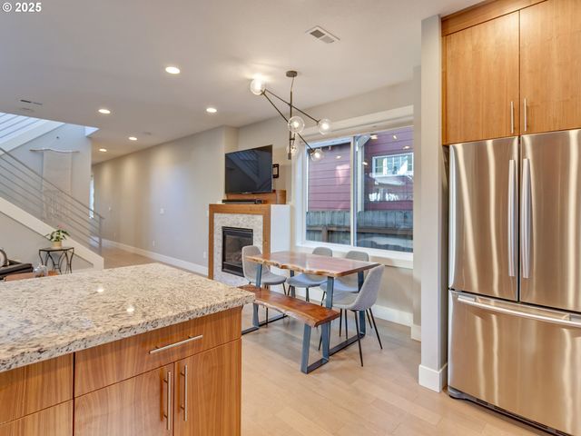 2810 N WATTS St, Portland, OR 97217