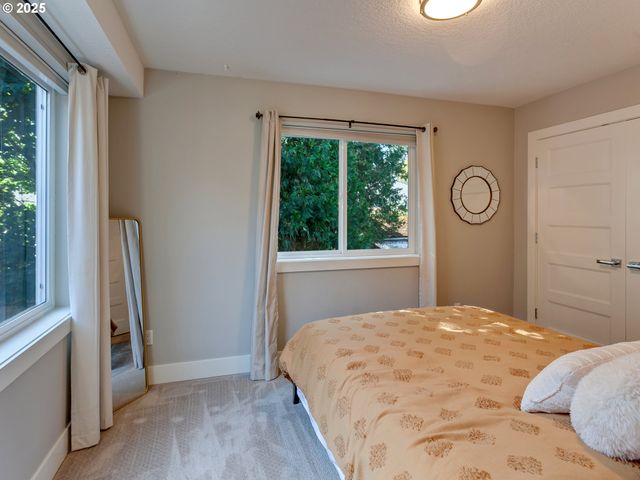 2810 N WATTS St, Portland, OR 97217