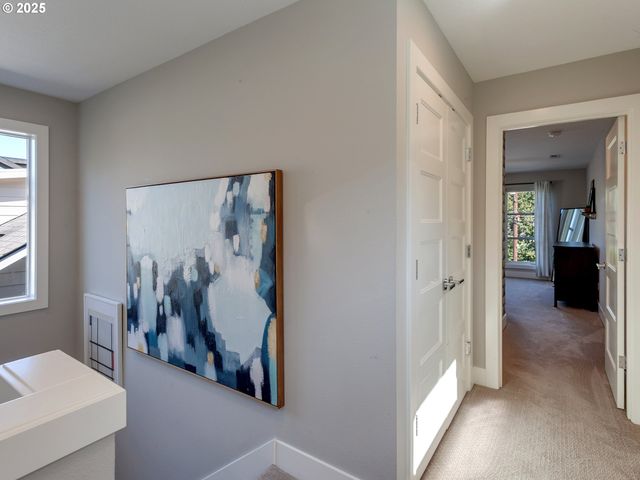 2810 N WATTS St, Portland, OR 97217