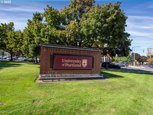 2810 N WATTS St, Portland, OR 97217