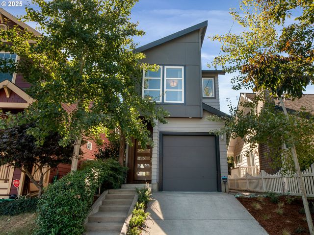 2810 N WATTS St, Portland, OR 97217