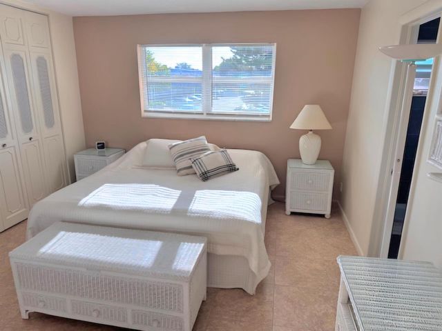 209 Oxford 100 209, West Palm Beach, FL 33417