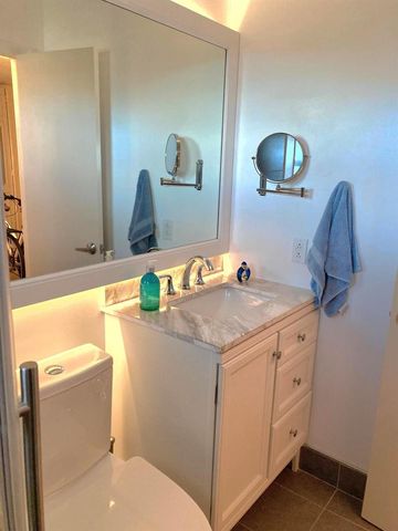 209 Oxford 100 209, West Palm Beach, FL 33417