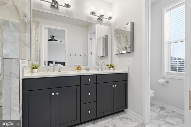 4901 EISENHOWER AVE, Alexandria, VA 22304