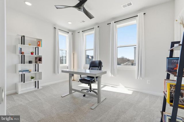 4901 EISENHOWER AVE, Alexandria, VA 22304