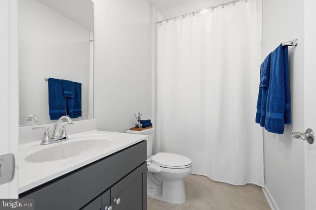 4901 EISENHOWER AVE, Alexandria, VA 22304