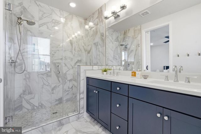 4901 EISENHOWER AVE, Alexandria, VA 22304