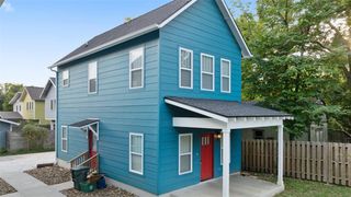 25 W 5th Street 2, Fayetteville, AR 72701