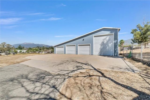 2100 Ogden, San Bernardino, CA 92407