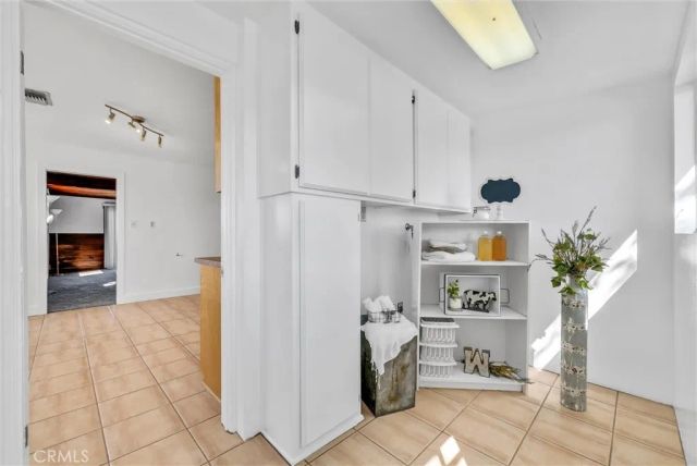 2100 Ogden, San Bernardino, CA 92407