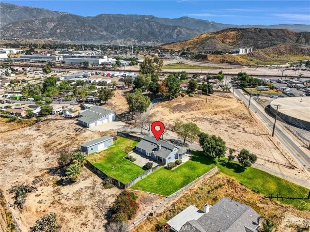 2100 Ogden, San Bernardino, CA 92407