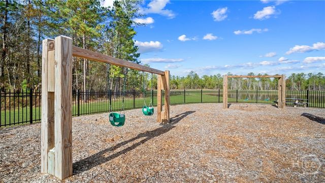 1069 Bergamot Road, Bloomingdale, GA 31302