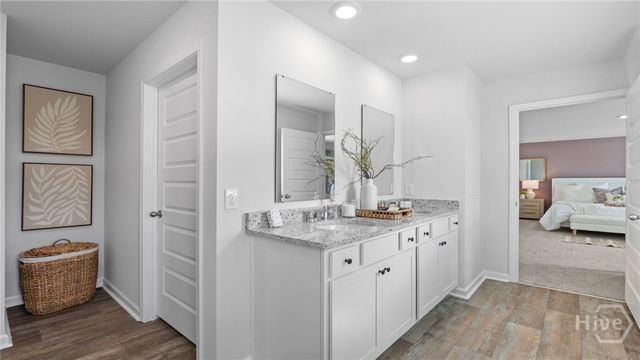 1069 Bergamot Road, Bloomingdale, GA 31302
