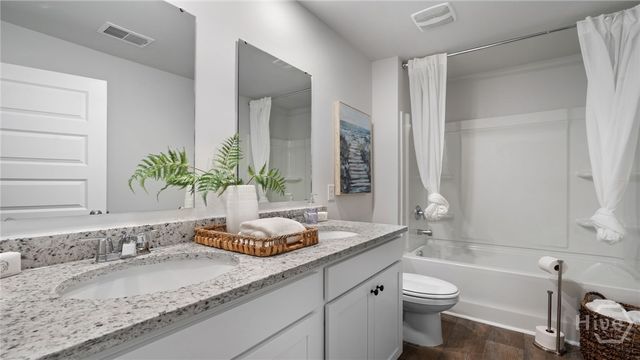 1069 Bergamot Road, Bloomingdale, GA 31302
