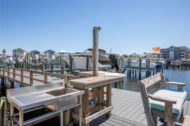 5712 BISCAYNE COURT 101, New Port Richey, FL 34652